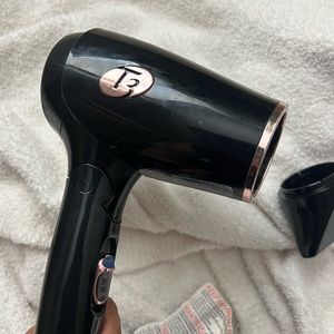 T3 compact folding hair dryer